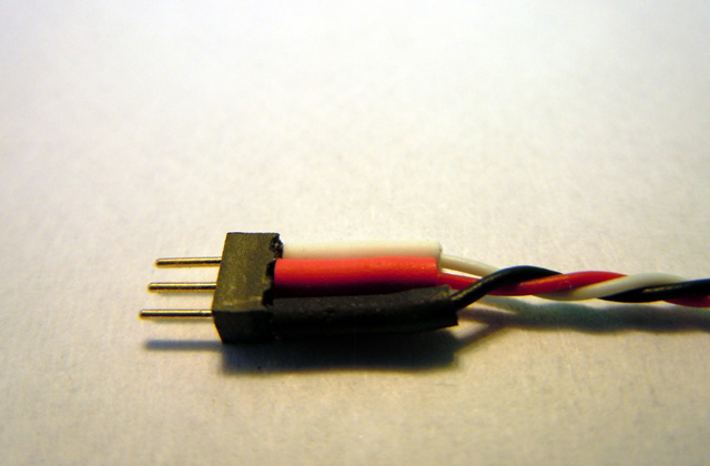 AR6400 motor - 3 pin male/male w/6" of 32 gauge wire